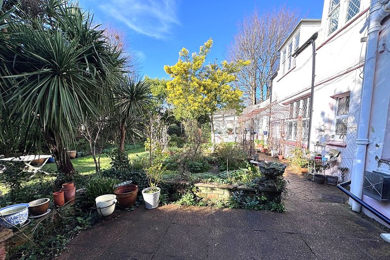 2a Preston Park Avenue